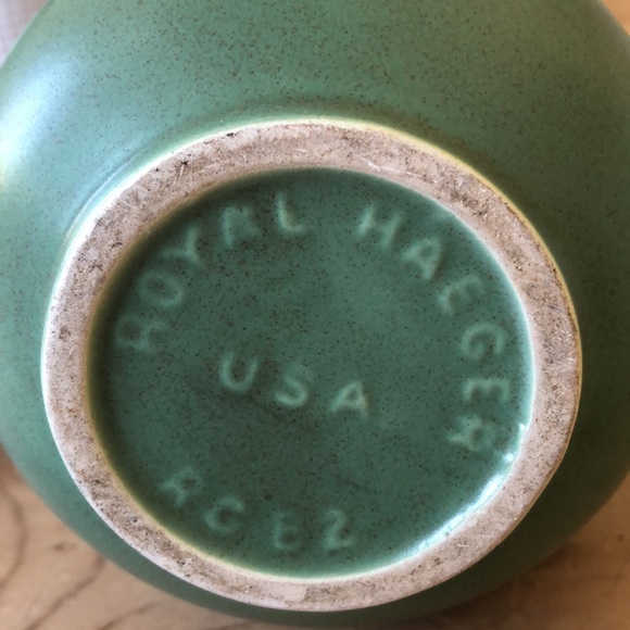 Mid century vintage Royal Haeger Vase - Picture 2 of 5